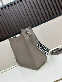 Picture of Prada Handbags _SKUfw206731165fw